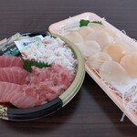 Shimawaki Suisan - 海鮮丼、ほたて