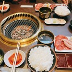 Yakiniku Suehirokan - 