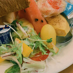 コーヒーハウス101 - サラダ&フルーツコーナー