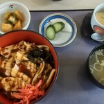 かん七 - はかりめ丼 1430円