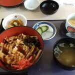かん七 - はかりめ丼 1430円