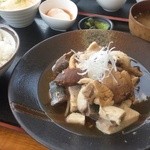 めしやっちゃん - ブリのアラ煮定食
