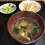 Shokujidokoro Saitou - 漬物、小鉢、味噌汁