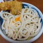 讃松庵 - 連れの丼からうどんと鶏天がお引っ越し(^ω^)