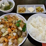 中華料理 慶華楼 - 鶏肉のカシューナッツ炒め定食
