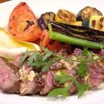 イル バッティクオーレ - 桜肉炭火焼西洋わさび”ラファーノ”添え