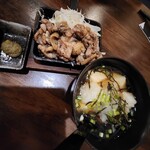 IZAKAYA TAKUMI - 