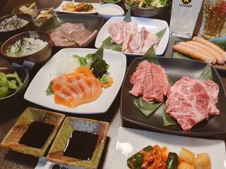 Hida Gyuu Yakiniku Nikunabeya Oboroduki - 