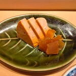 すしやのたい悟 - 鮟鱇肝と奈良漬けアップ