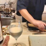 すしやのたい悟 - 煮蛸準備中