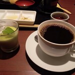 Ika Sen Honke - コーヒーは無料