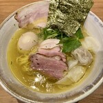 ジャパニーズ ラーメン 五感 - 