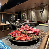 純和牛焼肉 無限亭。 - 