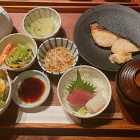 魚とおばんざい 泉士 - 