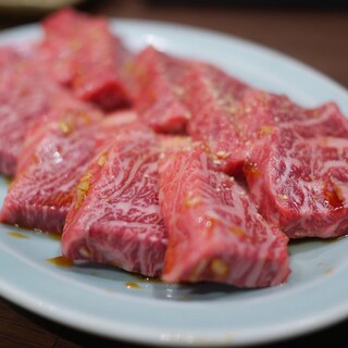 炭火焼肉ホルモンさわいし - 料理写真: