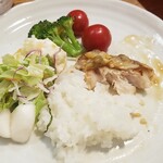 キッチン ブルー グローブ - お新香も乗せます