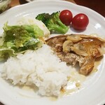 キッチン ブルー グローブ - サラダも乗せます