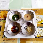 Shiriuchi Kakigoya - 4種のソース