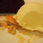 ラ・ヴィータ - スライスアーモンドがアクセント♪