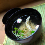 「お昼のおすすめランチセット」（1,280円）。お吸い物も美味しー。