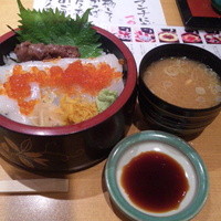 鮨丸 - イカ丼！８５０円！