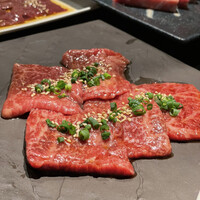 老舗精肉店直送 千種焼肉 飛騨牛の奴隷 千種店 - 