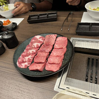 東京食肉市場直送 肉焼屋 D-29 広尾店 - 