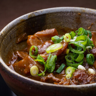 烤鸡肉串自不必说，单点料理也非常讲究!