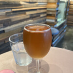 THE NUTS EXCHANGE - ワイン１杯