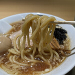 Tsubame Sanjou Ramen Jun - 麺はもちもち太麺