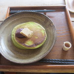 Umezono Kafe Ando Gyarari - 抹茶のホットケーキ 
