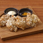 Uma Karaage To Izake Meshi Miraizaka - 