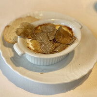 La Brianza - トリュフと卵のオーブン焼き