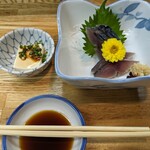 金田 - しめ鯖とお通しの冷奴