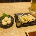 肉汁餃子のダンダダン - うずら味玉と餃子