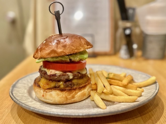 ハンバーガー　プロフ必読 ハンバーガー プロフ必読 ハンバーガー プロフ必読 交差点