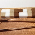 ブラン ルージュ - コーヒーシュガー。。。