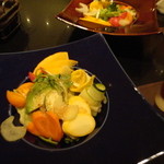 Akari - 夜、1880円のセットのサラダ