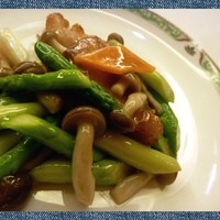 中国料理 桃花林 - 「潮鯛の炒め物」・・お魚は一度タレに付けてあるのかしら？お味が付いています。 
                お野菜もシャキシャキ感があるのがいいですね。 