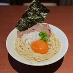 酒肴場 屯 - 【限定】源たれ和え玉¥500は、国産牛薄切りリブロースの炙りを使った和え玉❗️