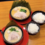 横浜家系ラーメン 角蔵家 - 