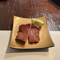 牛牛 西麻布 総本店 - 