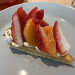 TRIANGLE CAFE - 