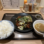 和風回鍋肉専門店 だしや。 - 