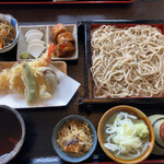 Teuchi Soba Kyoushinan - 小鉢が充実「せいろ・えび天セット1300円」