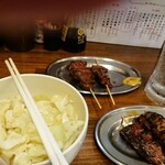 もつ焼き 本ちゃん - 食べかけですが