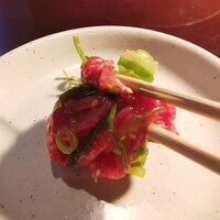 焼肉 にくだらけ - 田村牛のとろける炙りユッケ