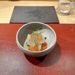 パルコ フィエラ - 瀬棚産ヒラメ＆美唄産アスパラ（シャクのジェノベーゼソース、佐藤錦と自家製マスタードのソース）