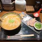 神楽 海老で鯛を釣る麺堂 - 