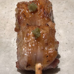 炭焼 おかげさん - 高坂鶏皮付きせせり